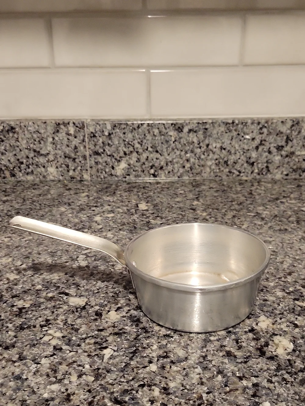 Vintage Wear Ever 1.5-2 Cup Aluminum Saucepan Model: 2030 5/8